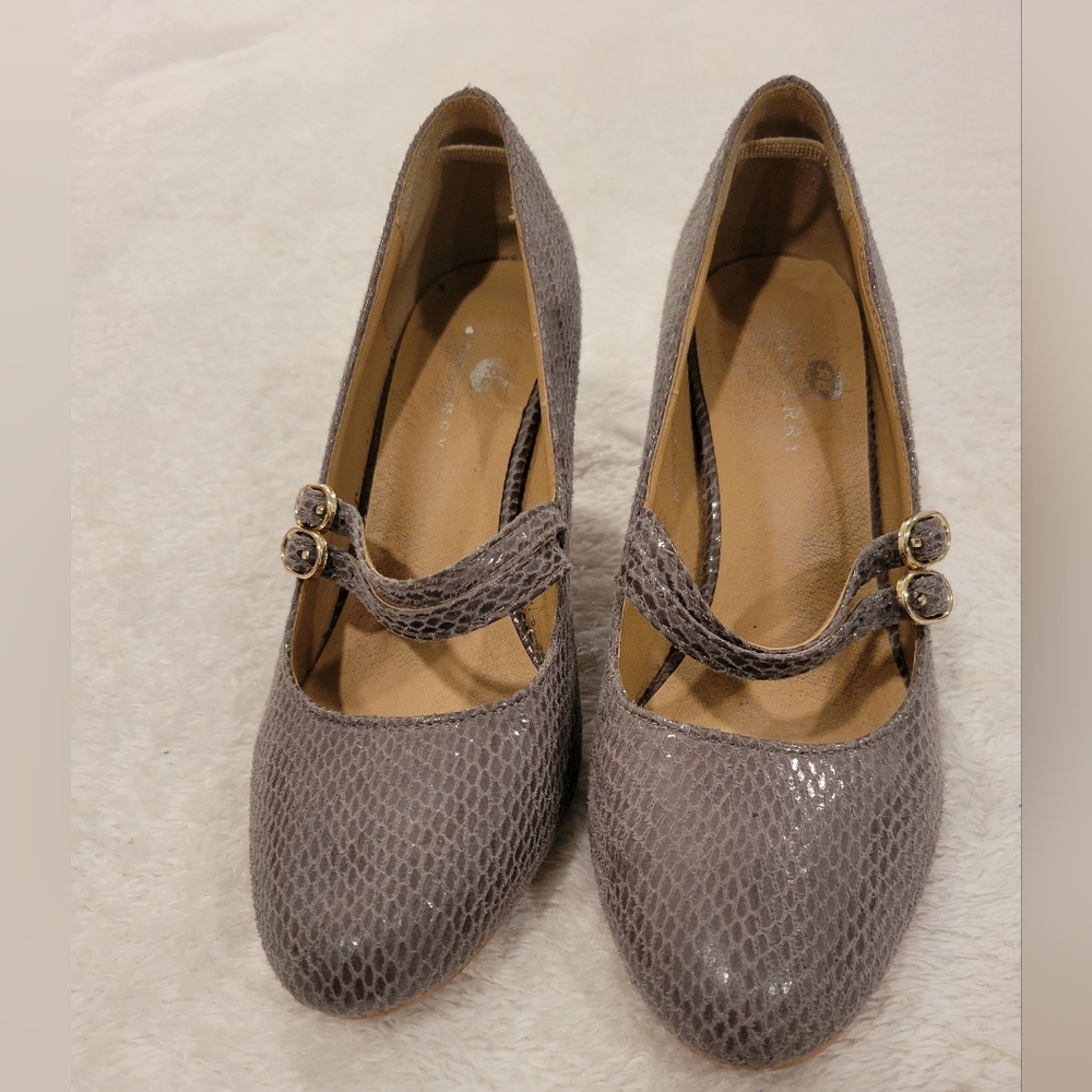 Chic Gray Heeled Mary Jane Shoes